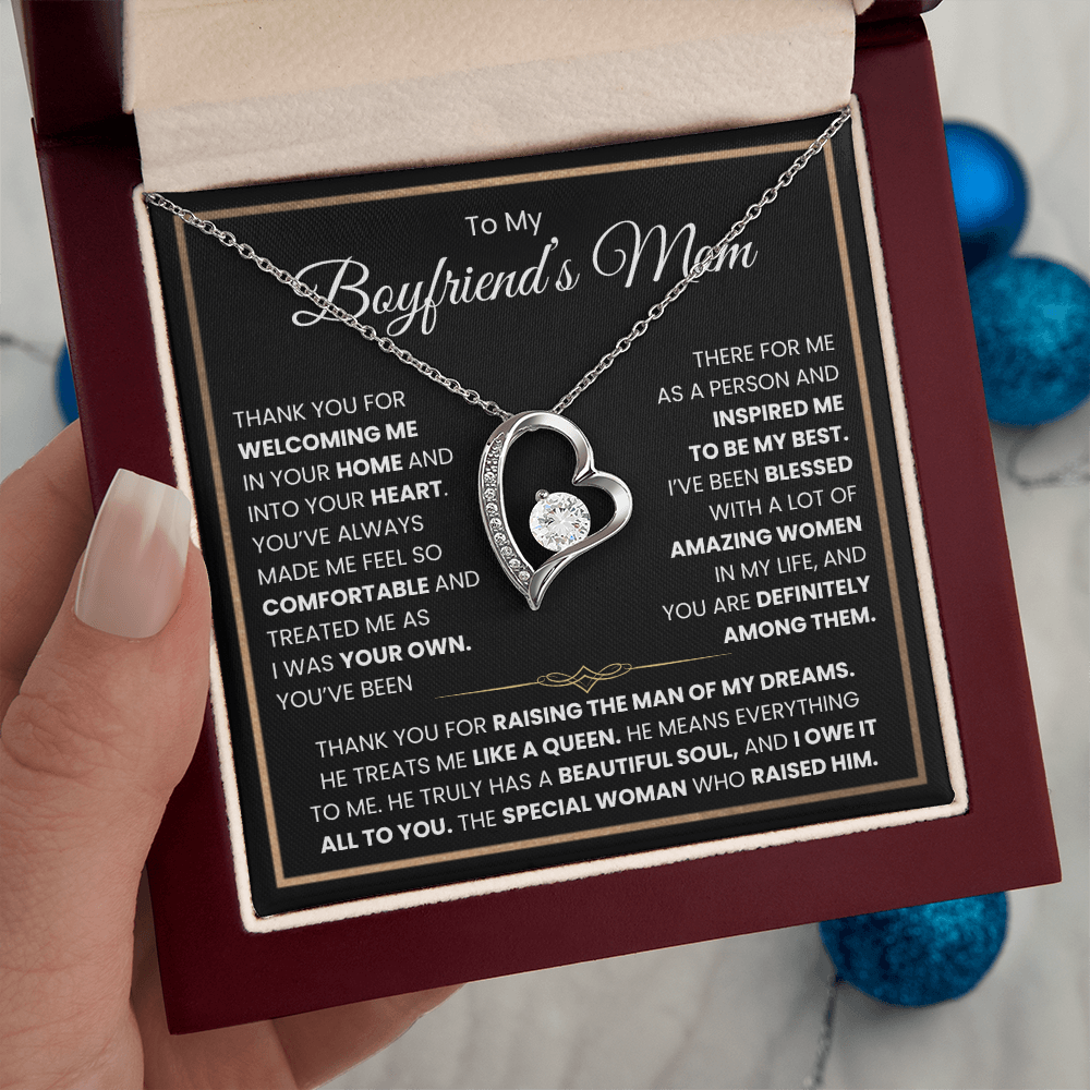 To My Boyfriend's Mom Necklace – Thoughtful Gift From Girlfriend