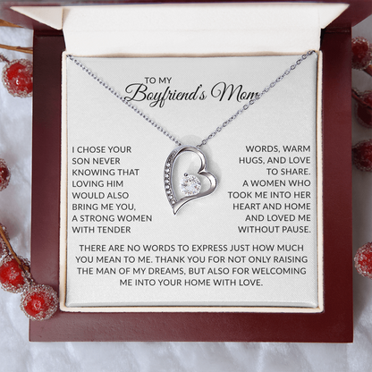 Necklace Gift for Boyfriend's Mom – Sentimental Jewelry for Mother's Day