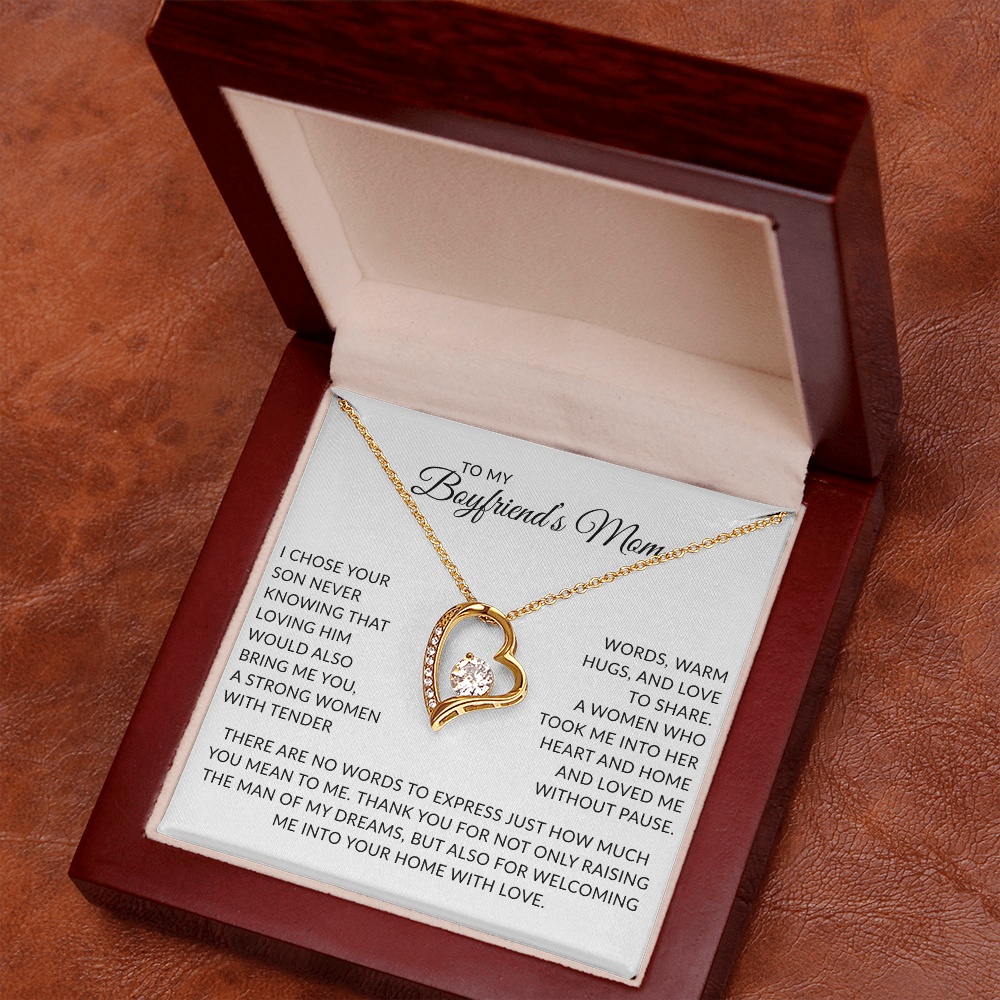 Necklace Gift for Boyfriend's Mom – Sentimental Jewelry for Mother's Day