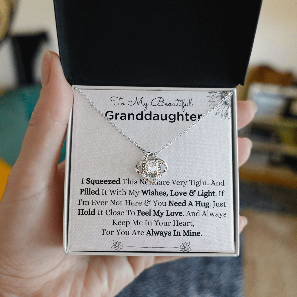 To My Amazing Granddaughter - Always Keep Me in Your Heart - Necklace
